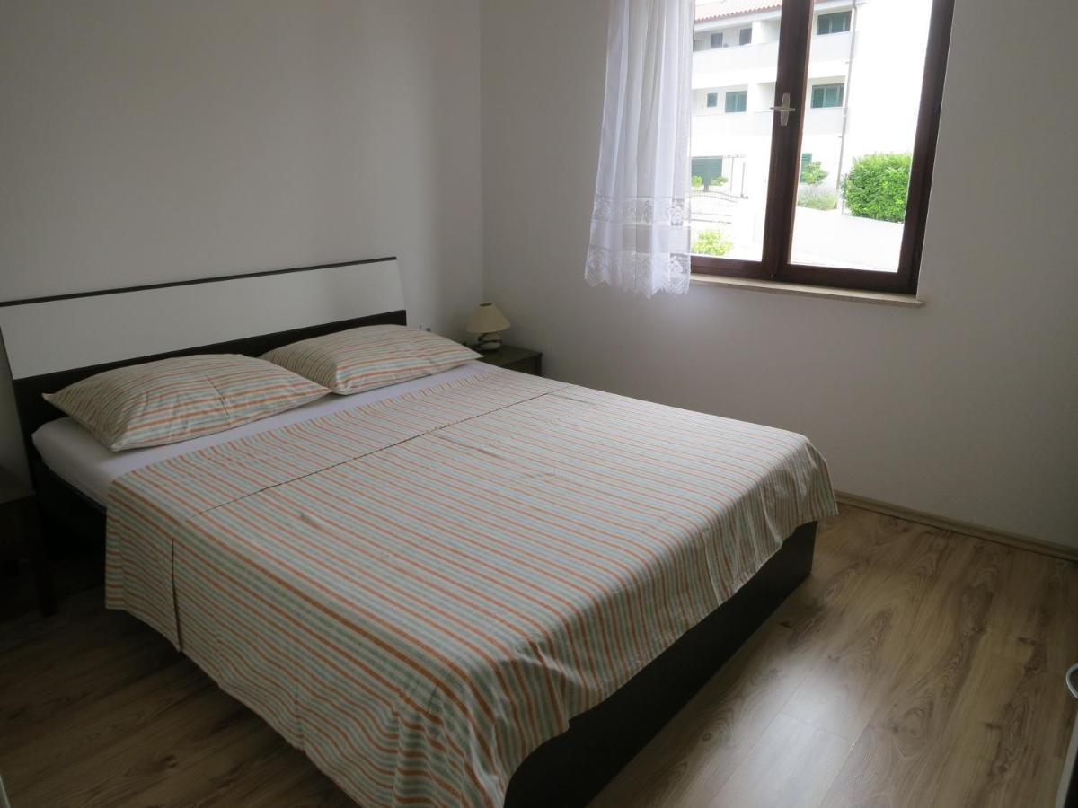 Apartment Josipa Malinska Pokoj fotografie