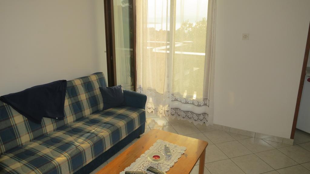 Apartment Josipa Malinska Exteriér fotografie
